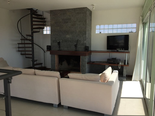 Alq Temp Casa 4 Dorm C/piscina Manantiales Mb Ubicacion (ref: Atm-893)