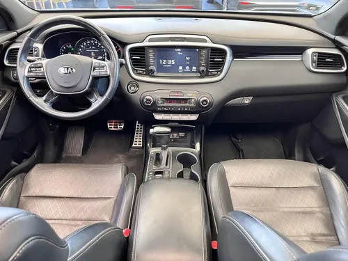 Kia Sorento 3.3 V6 SXL Piel 7 Pasajeros AWD At