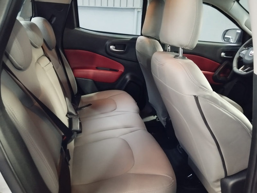 Fiat Toro 2.4 16v Freedom Flex 4x2 Aut. 4p