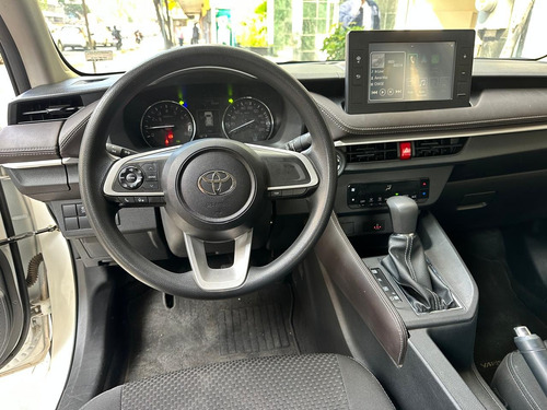 Toyota Yaris 1.5 5p S At Cvt