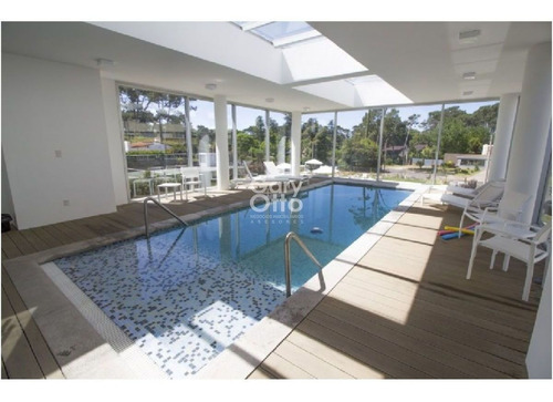 Imagen 11 de 14 de Vendo Apartamento De 1 Dormitorio, Piso Alto, En Zona Roosevelt, Punta Del Este.