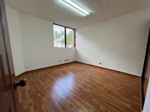 Imagen 11 de 16 de Alquilo-apartamento-gazcue