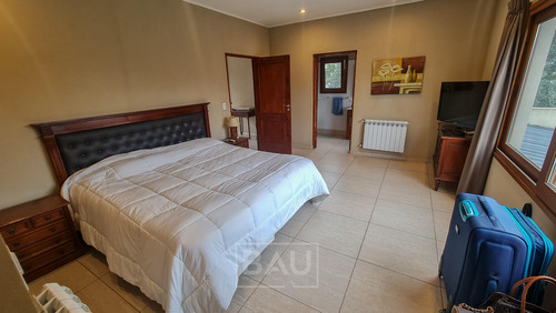 Casa En Venta Ubicado En El Casco De Alvarez, Francisco Álvarez, Moreno