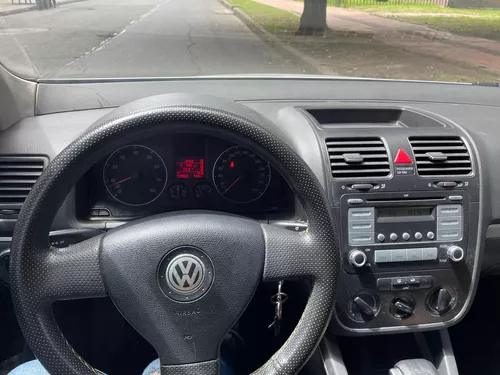  Volkswagen Bora.  Estilo