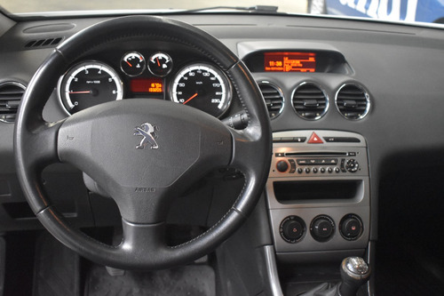 Peugeot 408 2.0 Allure 143cv