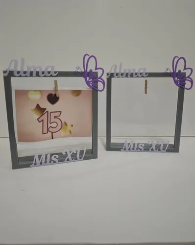 24 Souvenirs 15 Años Portafotos Personalizados Con Diseños.