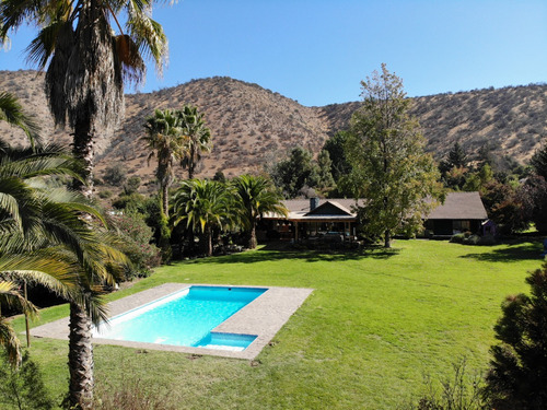 Acogedora Casa Estilo Chilena En Condominio