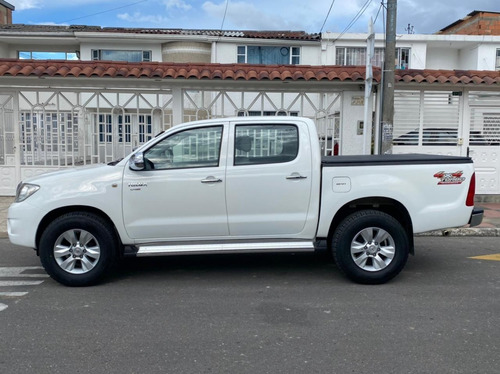 Toyota Hilux 4x4 2500cc Tdi Mt Aa Ab Abs Dh Fe
