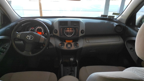 Toyota Rav4 2.4 4x2 At 2012