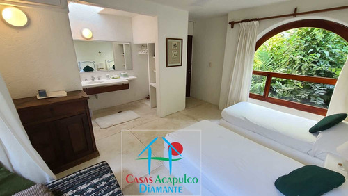 Imagen 11 de 14 de Cad Marina Brisas Casa Ticitzin. Alberca Y Jardín Privados