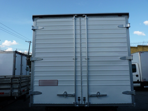 Imagem 5 de 10 de Ford Cargo 816 Ano 2014 Com Baú
