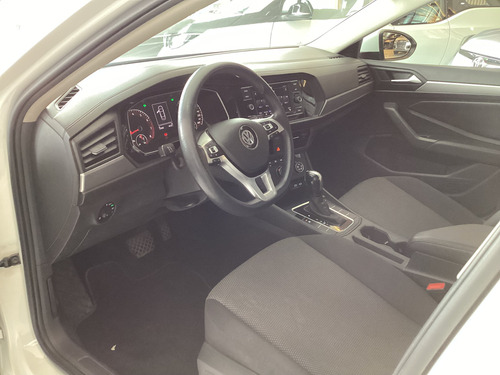 Volkswagen Jetta 1.6 Msi Starline
