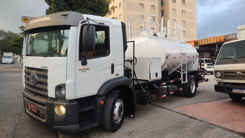 Volkswagen 13-190 Modelo 2014 Com Tanque Comboio