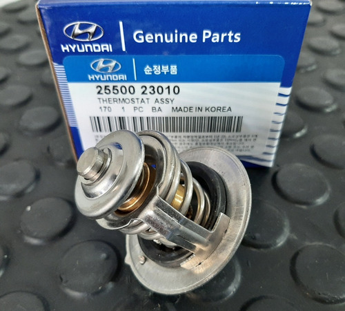 Imagen 1 de 4 de Termostato Hyundai Tucson Elantra Getz Sportage Cerato