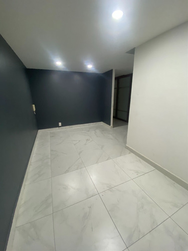 Imagen 8 de 17 de Oficina En Renta O Venta En Santander