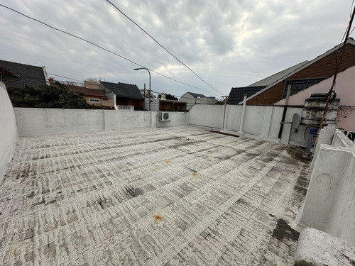 Casa En Venta En Barrio Naón