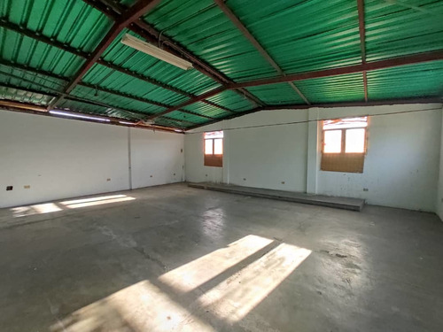 Imagen 2 de 10 de Ac Se Vende Edificio Comercial En El Centro