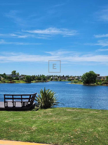 Oportunidad En Lote A La Laguna En Venta En San Matías, Escobar