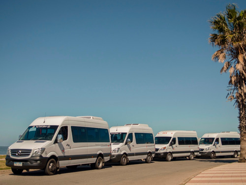 Transporte Pasajeros Camioneta Combi Fiestas Aeropuerto