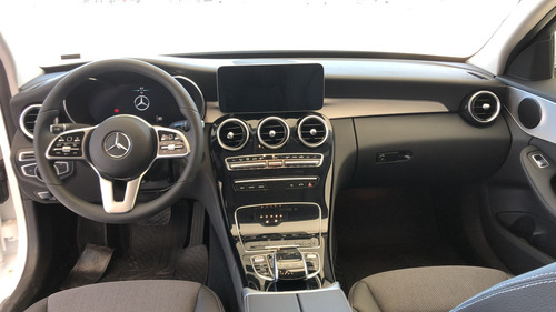 Mercedes-Benz Clase C 2.0 C200 Avantgarde Fl At 204cv