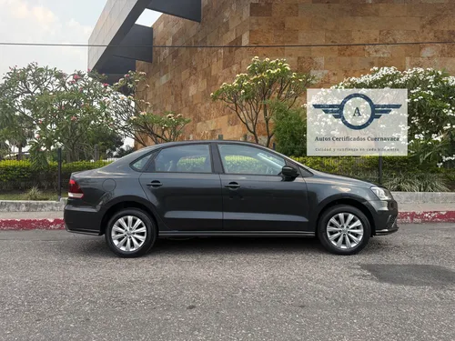 Volkswagen Vento 1.6 Starline At