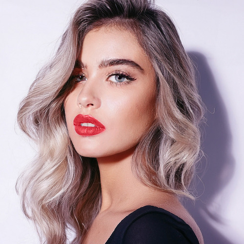 Labial Satinado Ivy Con Colageno Y Vitamina E 303 Rouge Sucre