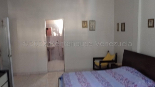 Imagen 21 de 30 de Gustavo Zavala Rentahouse 22-20307