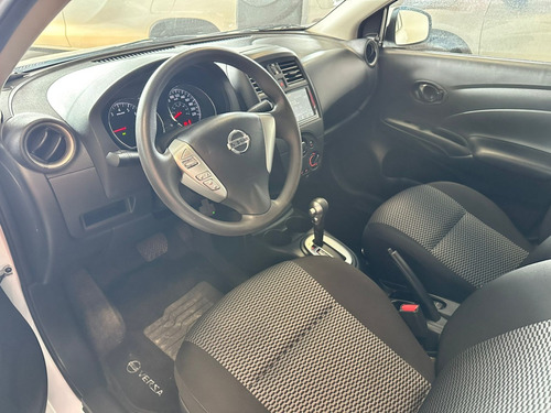 Nissan Versa 1.6 16V FLEX V-DRIVE SPECIAL EDITION XTRONIC