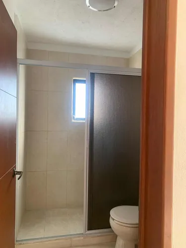 Linda Casa En Renta Con 3 Recamaras.