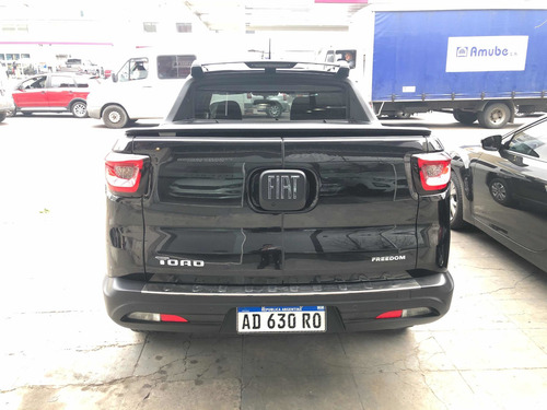 Imagen 5 de 11 de Fiat Toro 1.8 Freedom Nafta 4x2 A/t Automania