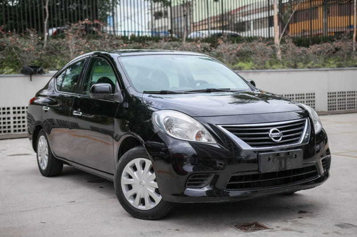 Imagem 4 de 15 de Nissan Versa 1.6 Sv Flex Mec 2013