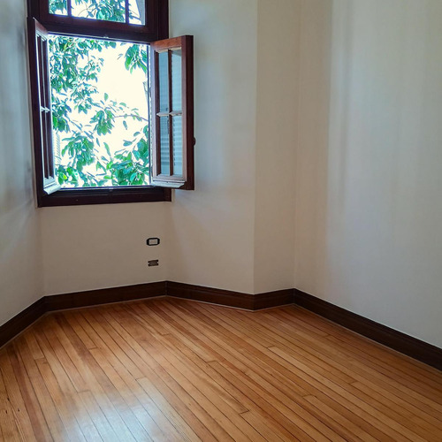 Departamento En Alquiler - 4 Dormitorios 2 Baños - 116mts2 - San Nicolás