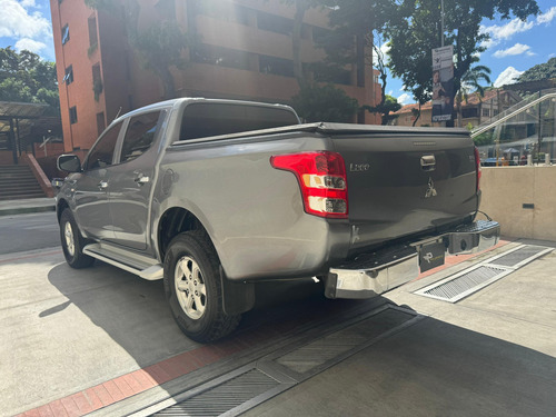 Mitsubishi L200 2019