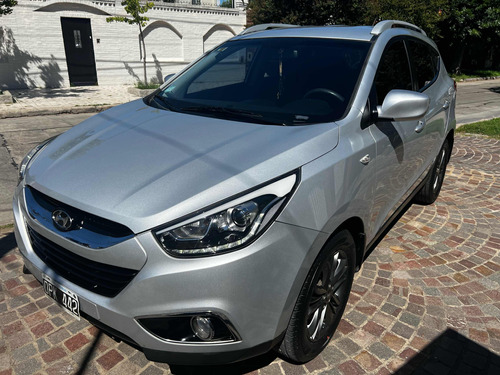 Hyundai Tucson 2.0 Gl 6at 2wd