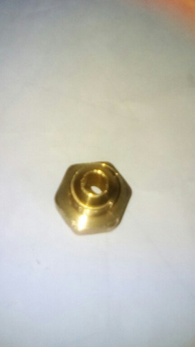 Imagen 2 de 5 de Conexion Bronce Reductor Hembra 3/8 Npt X 3/8 Flare