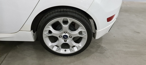 Ford Fiesta Kinetic Design 1.6 Design 120cv Titanium 2011