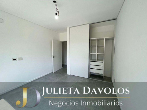 Imagen 21 de 22 de Casa En Venta 4 Dormitorios Barrio El Canton Con Pileta