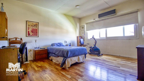 Excelente Y Moderna Casa Minimalista 5 Ambientes Con Pileta - Martínez, 3 Cuadras De Santa Fe