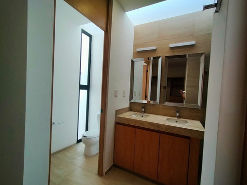 Imagen 25 de 30 de Renta De Town House Nuevo, Completamente Equipado, Listo Par