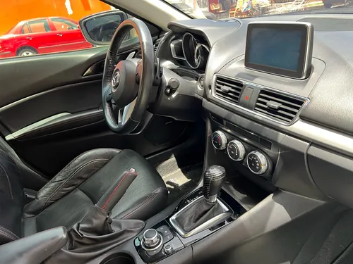 Mazda 3 2.0 Grand Touring