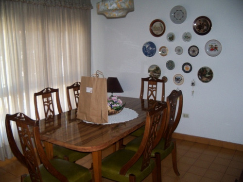 Imagen 2 de 12 de Chalet 4 Ambientes En Hurlingham