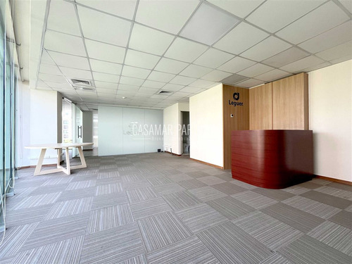 Gran Oficina En Arriendo Privado Y Sala De Reuniones