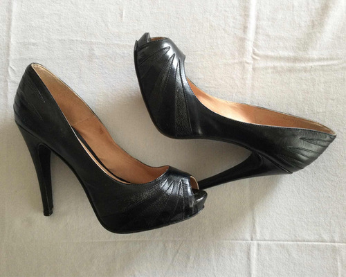 Sibyl Vane. Divinos Zapatos Stilettos Negros. Talle 39 #fr14