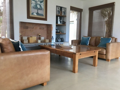 Casa De 5 Dormitorios En Pinar Del Faro, José Ignacio- Ref: 2650