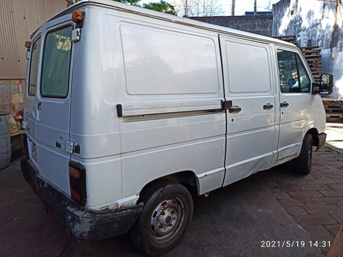 Camioneta Renault Trafic
