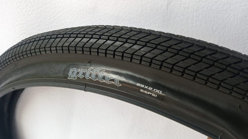 Imagen 5 de 8 de Llanta Maxxis Grifter 29*2.0. Ideal Para Ciudad/carretera