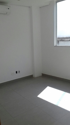 Ótima Sala De 56m² Em Prédio Comercial C/ Elevador - 1554