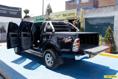 Imagen 12 de 25 de Toyota Hilux Doble Cabina