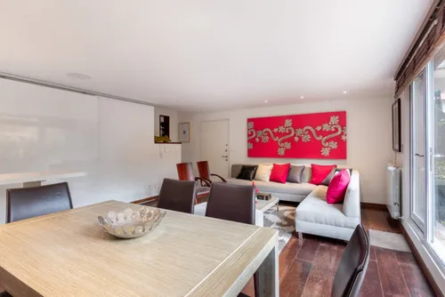 Apartamento En Arriendo/venta En Los Rosales. Cod A14192