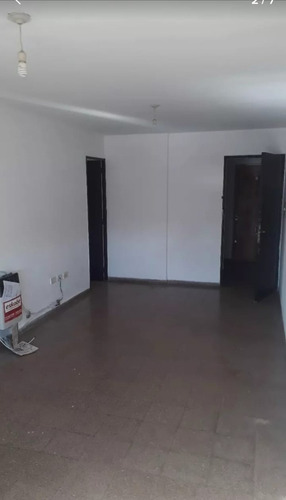 Venta Oportunidad Dpto 2 Dormitorios C/cochera Río Cuarto